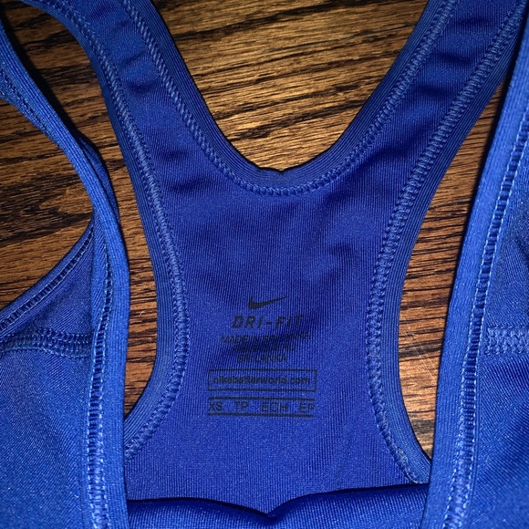 Nike Dri- Fit sports bra - Picture 4 of 5